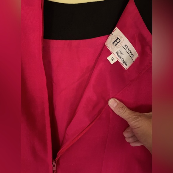 Vintage hot Pink and black dress suit by Braemar. Very professional. Size 12. - Picture 4 of 11